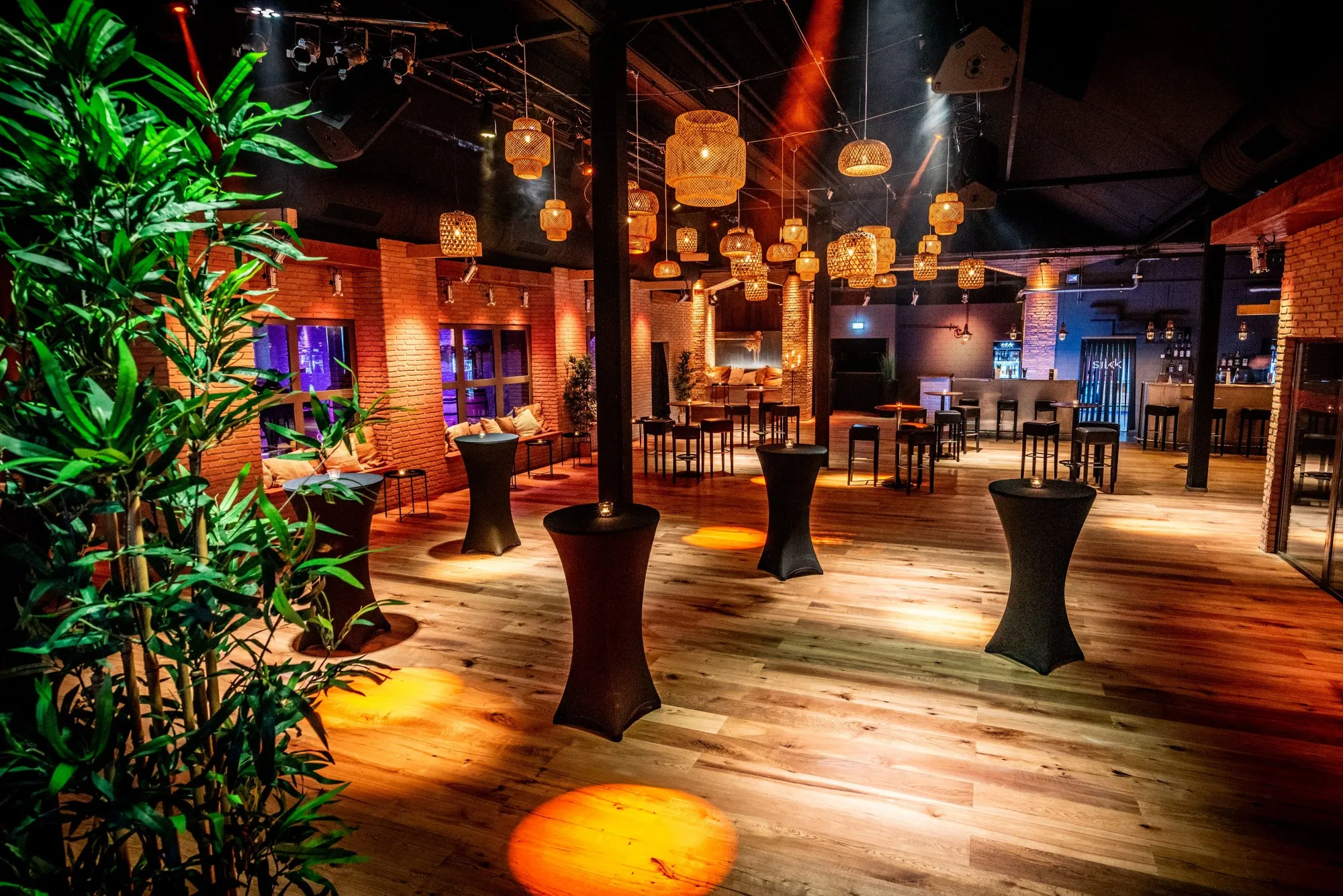 MIMARE GmbH Silkk Dance & Eventfactory